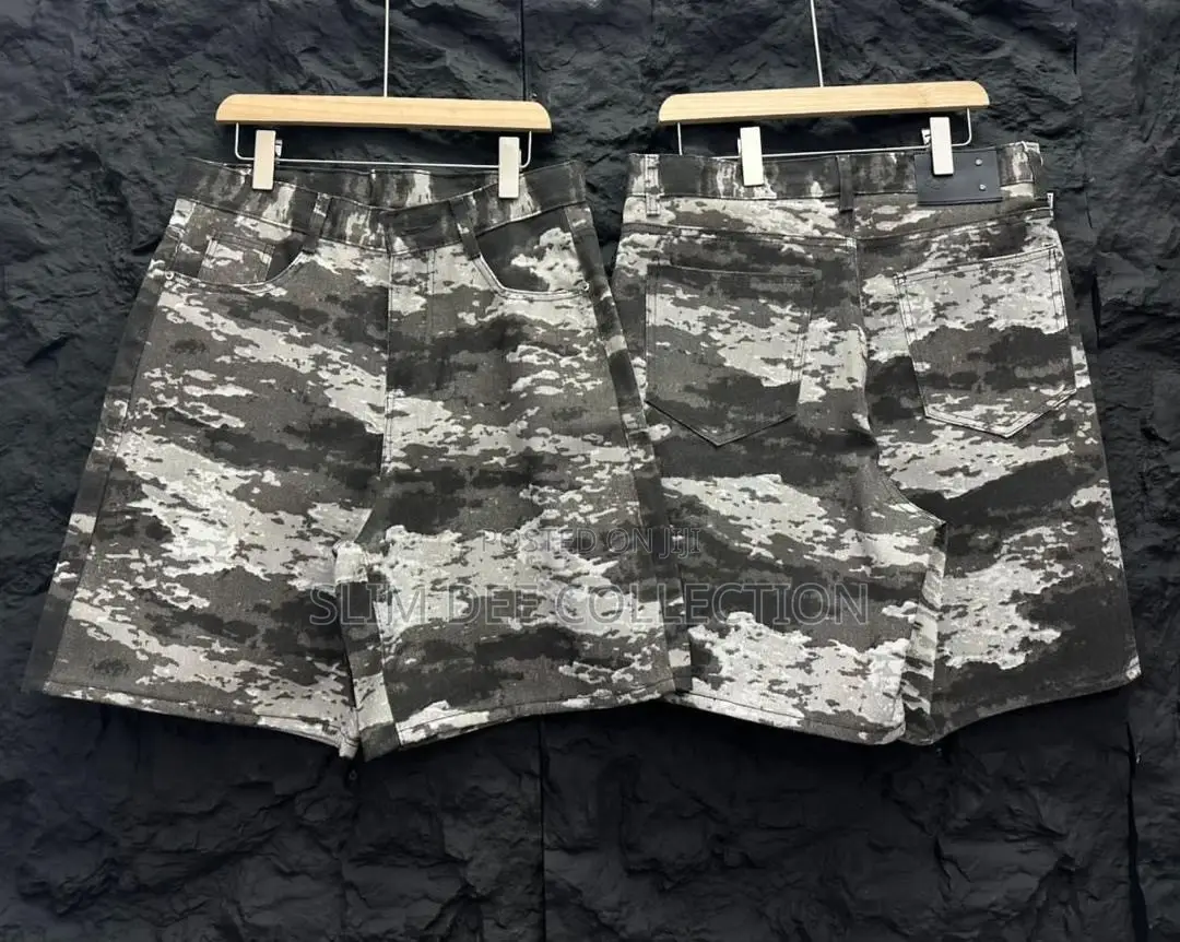 Camo Short Jean
