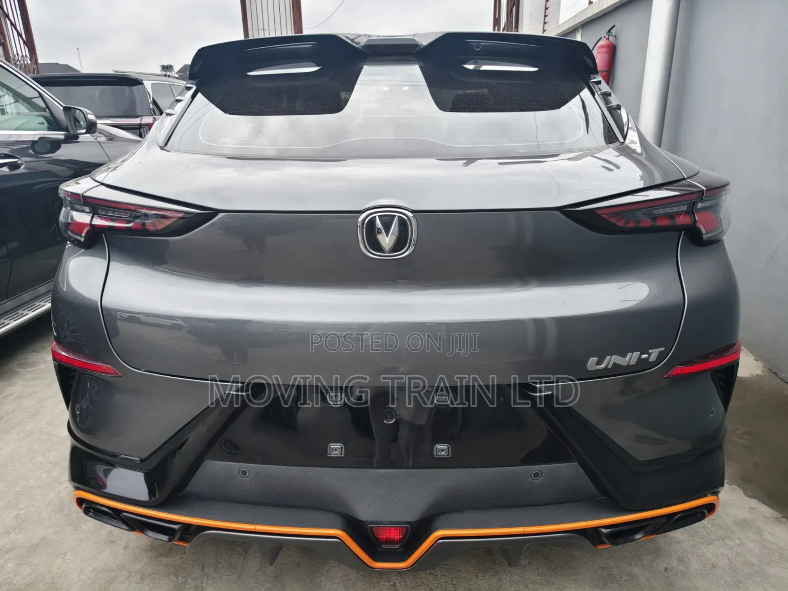 Car 2022 Gray