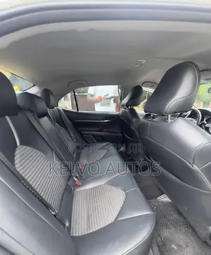Toyota Camry 2019 White