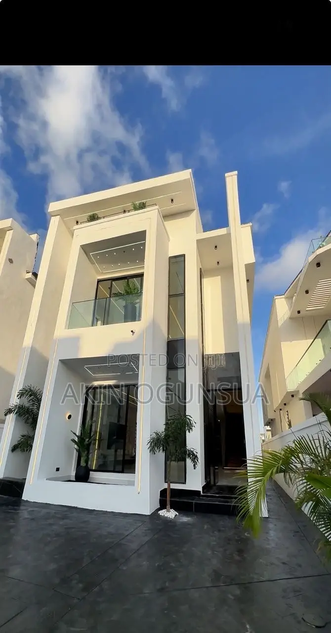 5 Bedroom Detached Duplex