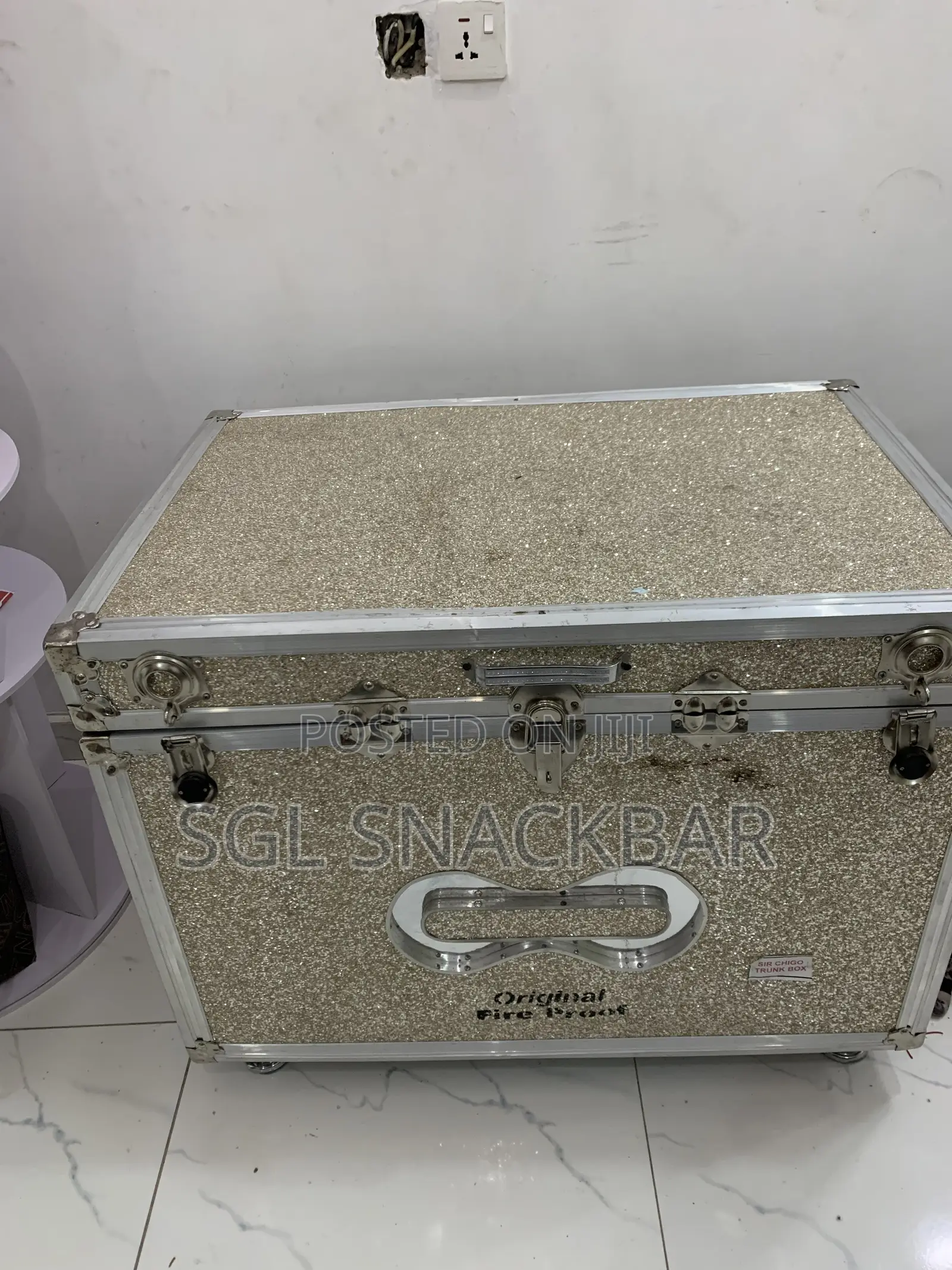 Storage Trunk Box