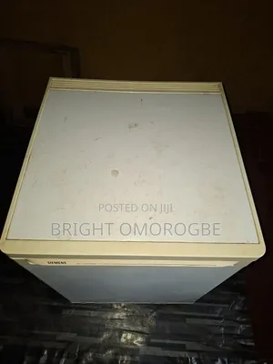 Siemens Table Top Refrigerator and Freezer