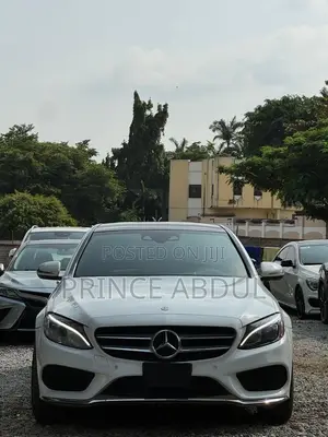 Mercedes-Benz C400 2017 White