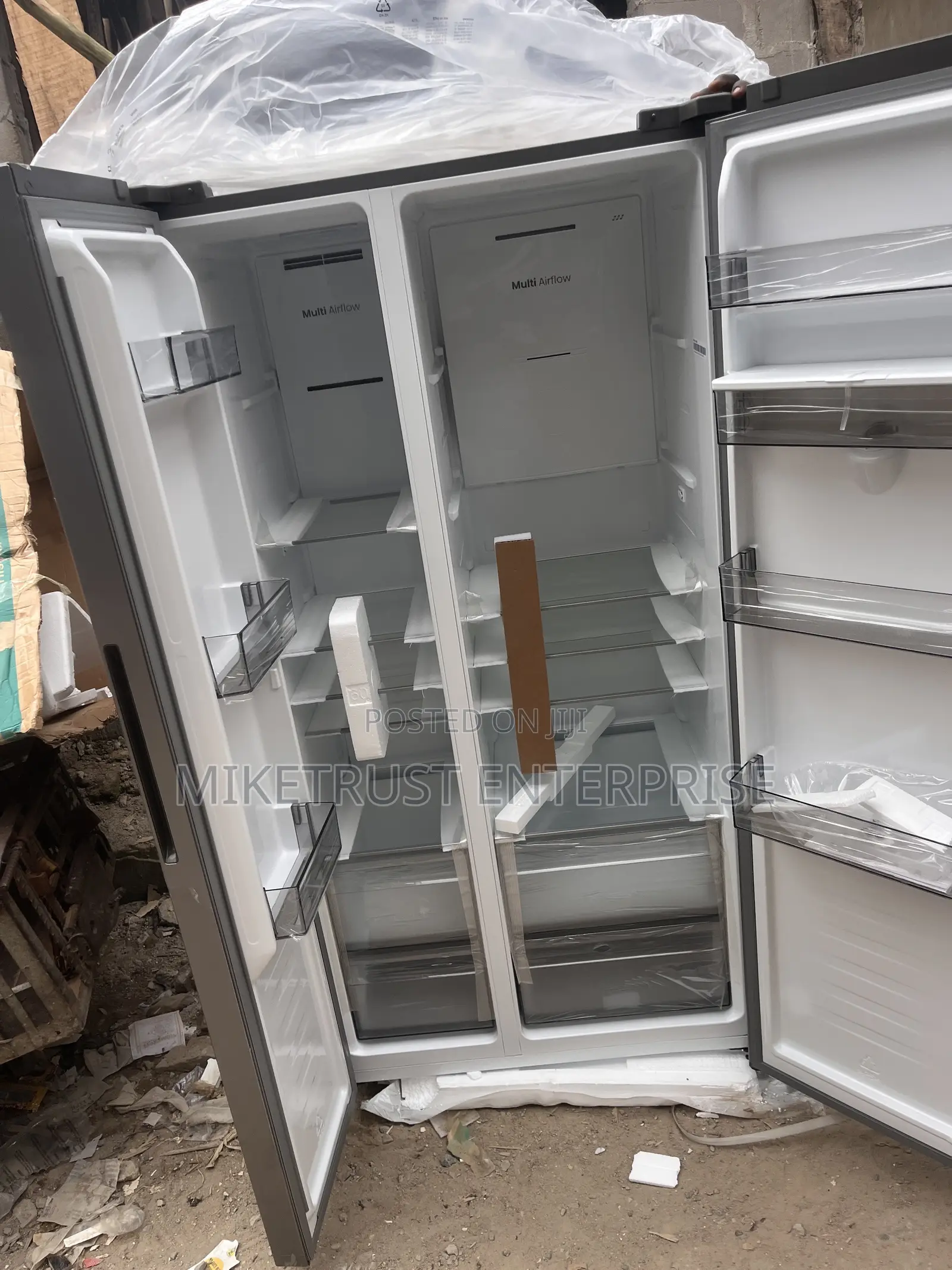 Hisense Side by Side Inverter 529L Fridge.