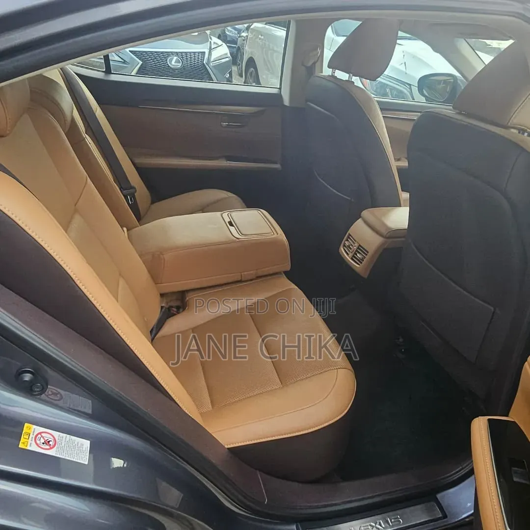 Lexus ES 2016 Black