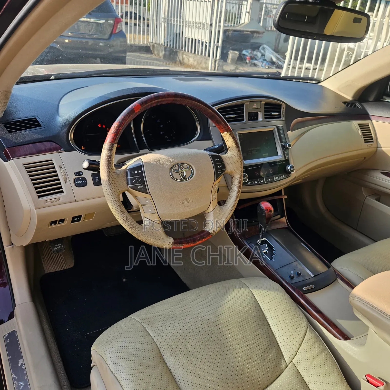 Toyota Avalon 2011 Black