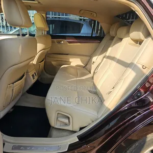 Toyota Avalon 2011 Black