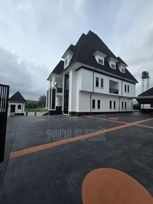 7bdrm Duplex in Efab Metropolis, Karsana for sale