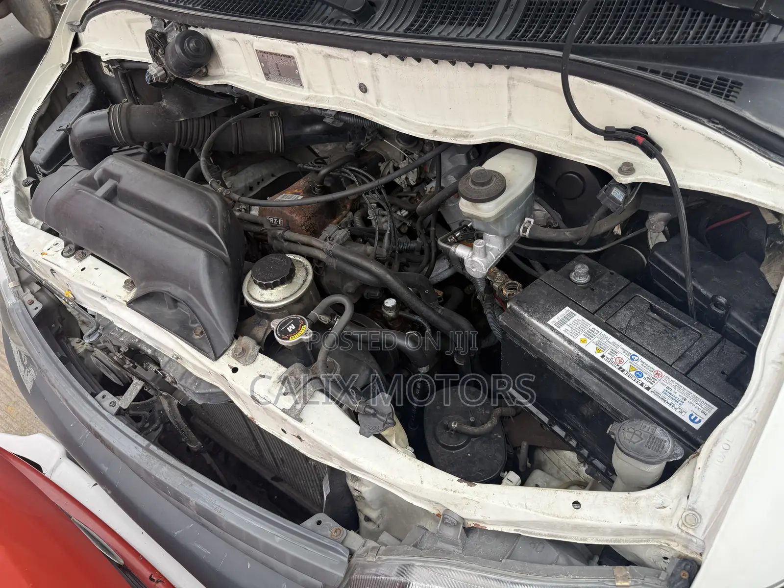 Toyota HiAce 2006 White