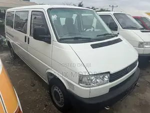 Volkswagen Transporter 2005 White