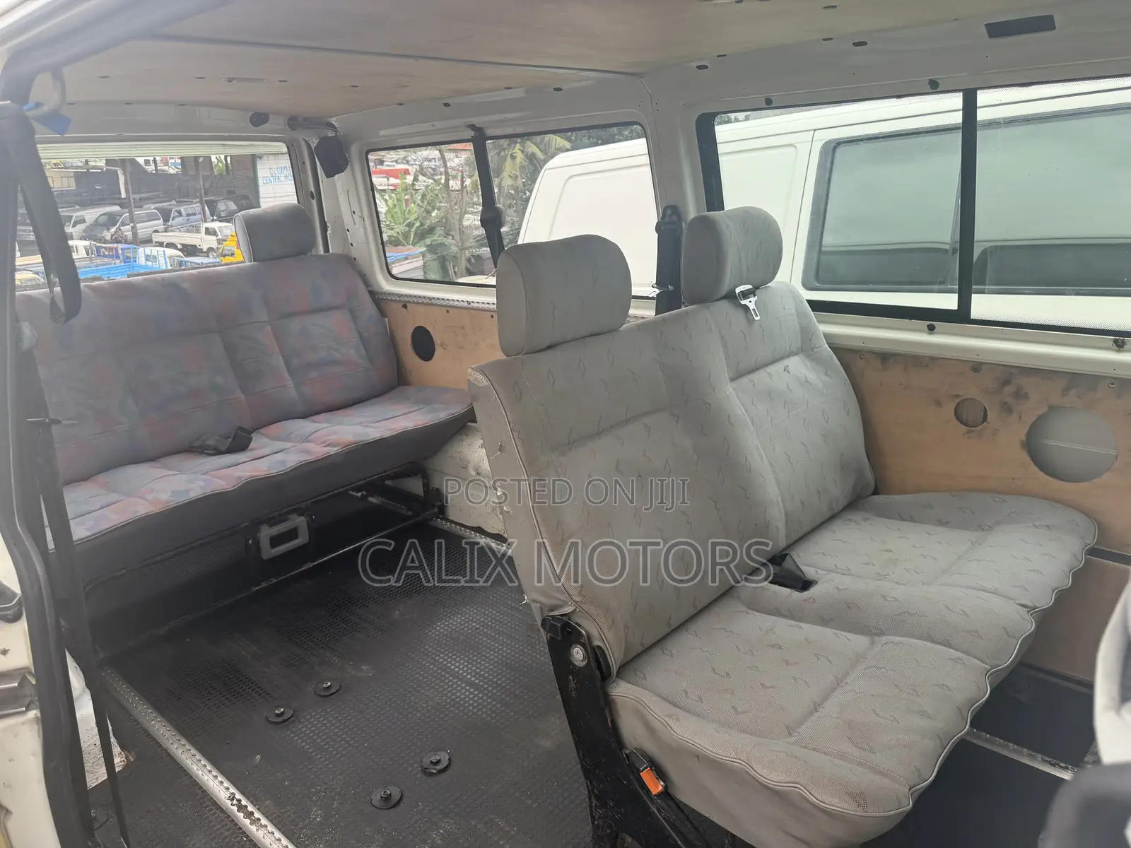 Volkswagen Transporter 2005 White
