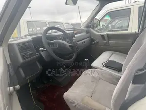 Volkswagen Transporter 2007 White