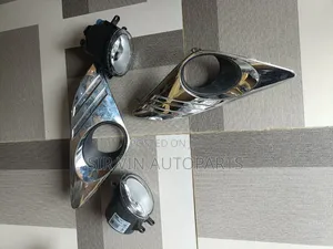 Foglight With Chrome Toyota Camry 2012 LE