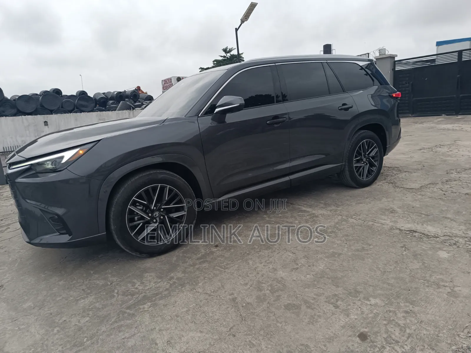 Lexus TX 2026 Gray