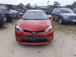 Toyota Corolla 2015 Red