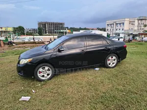 Toyota Corolla 2010 Black