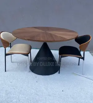 Modern Round Solid Wood 4-Seater Dining Set
