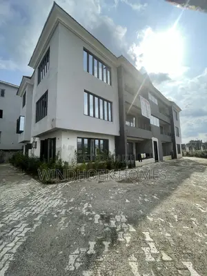 3bdrm Block of Flats in Jahi for sale