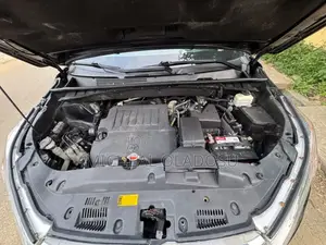 Toyota Highlander LE V6 4x4 (3.5L 6cyl 6A) 2016 Black
