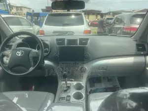 Toyota Highlander Limited 2010 Silver