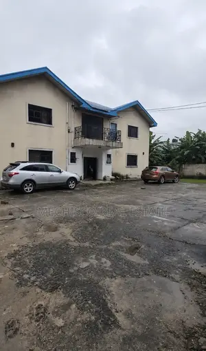 2bdrm Block of Flats in Woji for sale