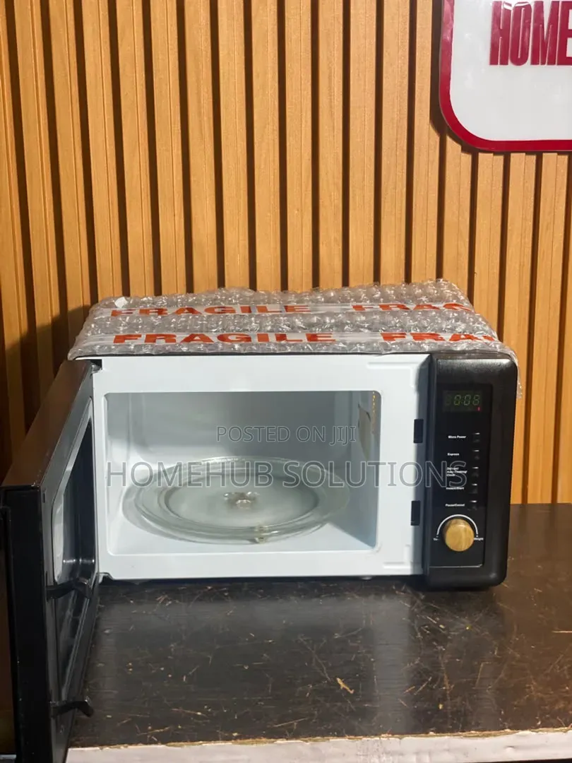 Very Clean Foreign Used Tokunbo Microwave Oven