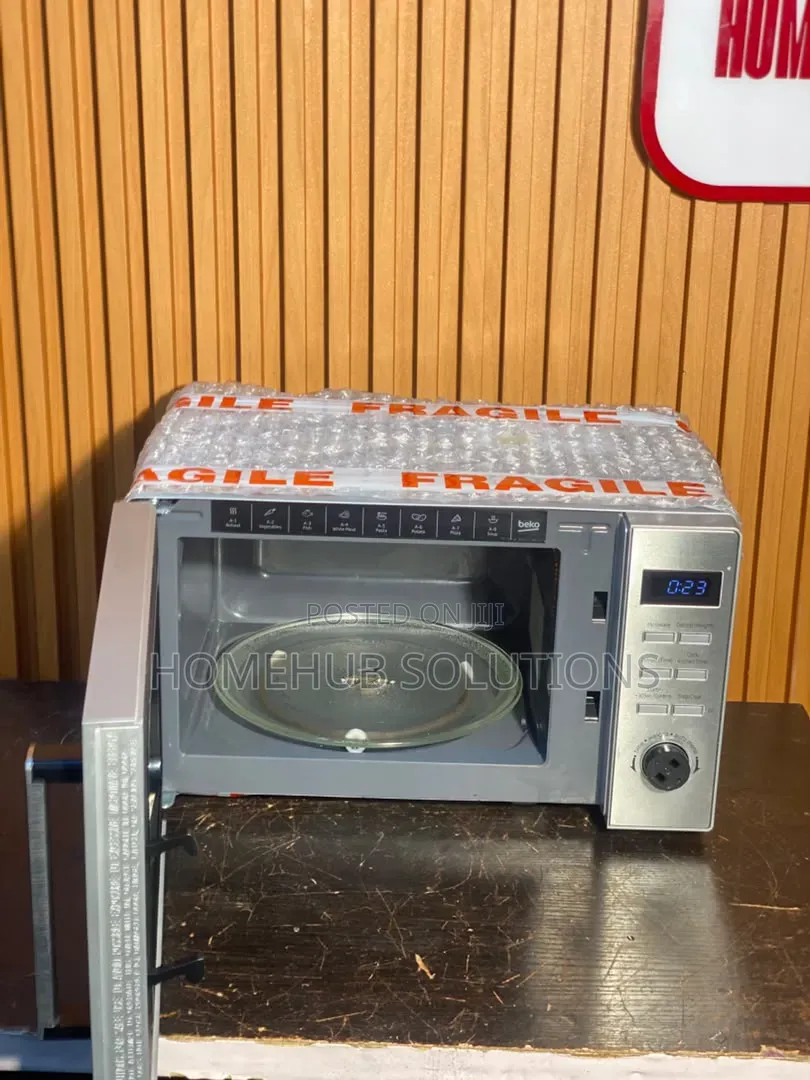 Very Clean Foreign Used Tokunbo Microwave Oven
