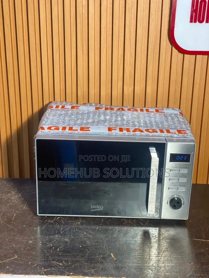 Very Clean Foreign Used Tokunbo Microwave Oven