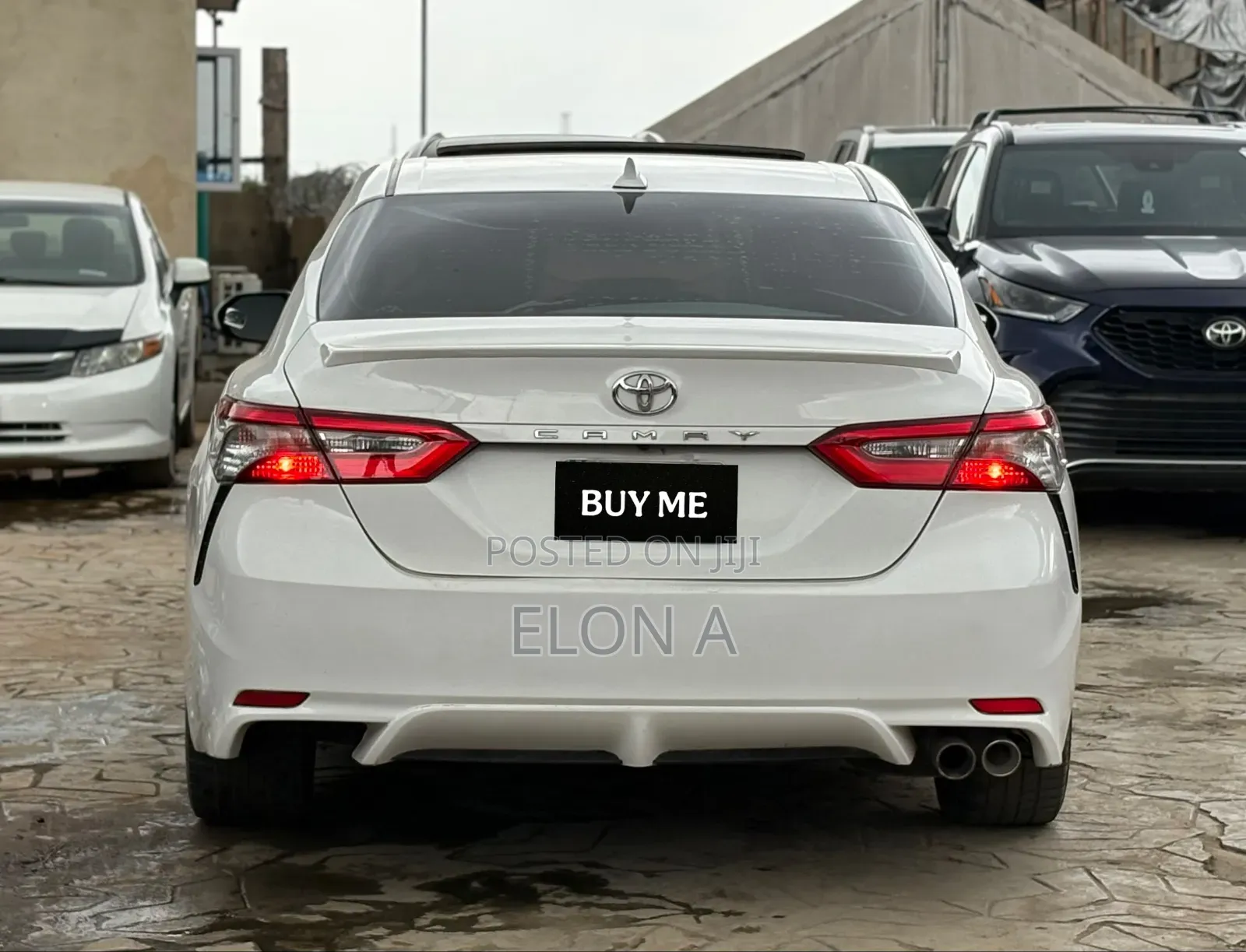 Toyota Camry 2018 White
