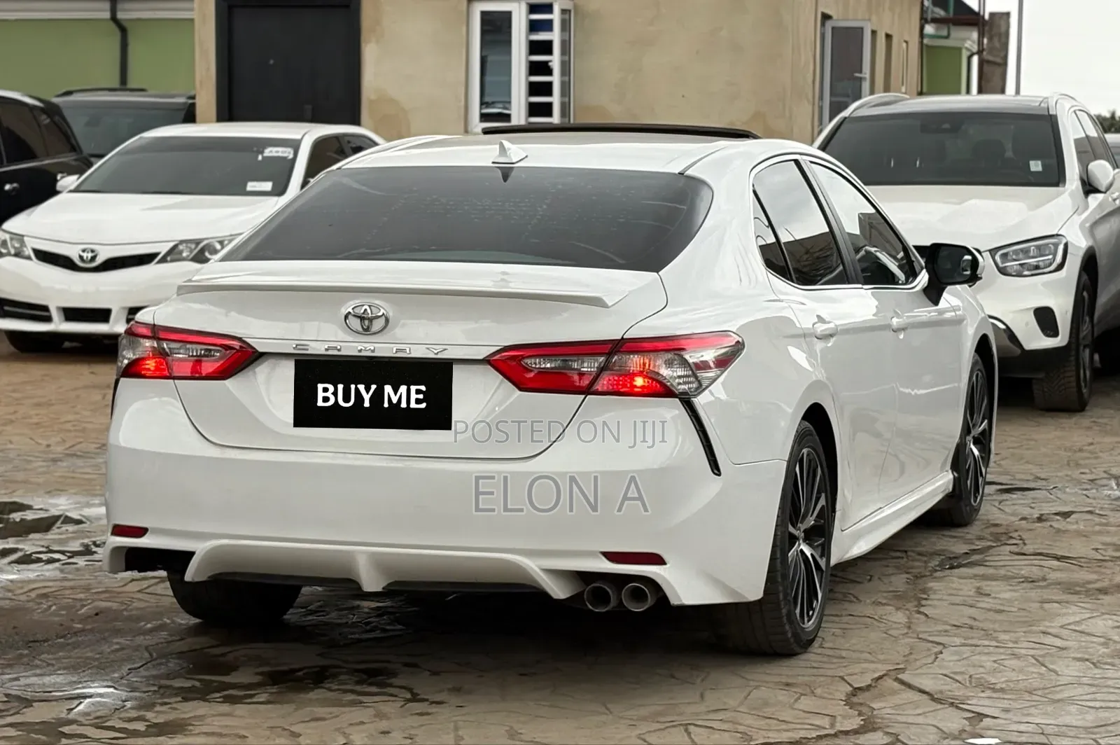 Toyota Camry 2018 White
