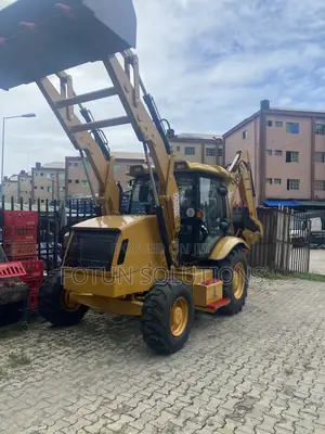 Backhoe Loader Machine