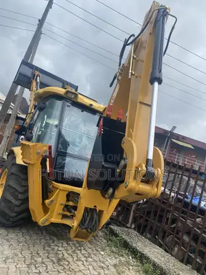 Backhoe Loader Machine