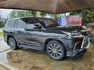 Lexus LX 2019 Black