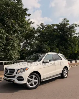 Mercedes-Benz GLE-Class GLE 350 2017 White