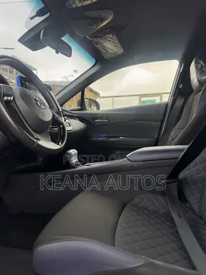 Toyota C-HR XLE FWD 2020 Black