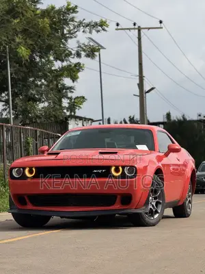 Dodge Challenger SRT Hellcat RWD 2018