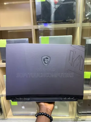 Laptop MSI Pulse GL76 16GB Intel Core i7 SSD 512GB