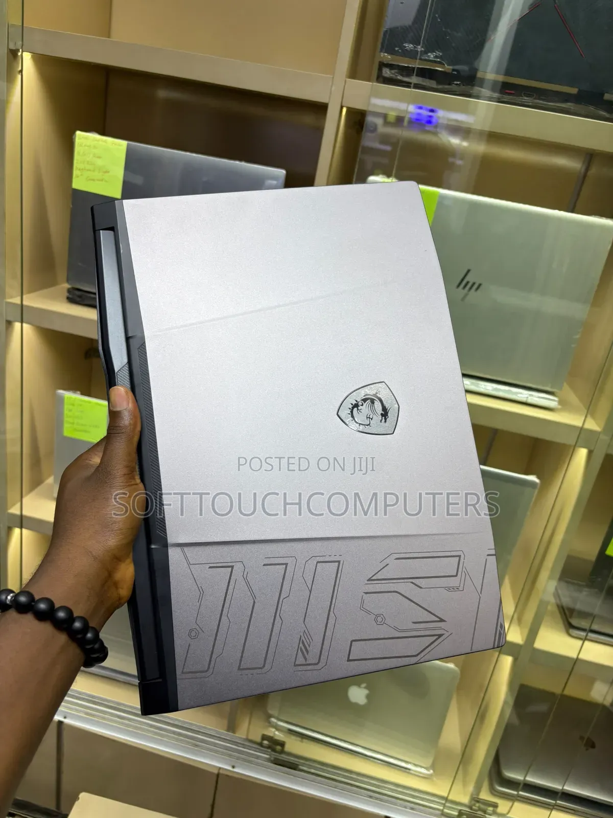 Laptop MSI Pulse GL76 16GB Intel Core i7 SSD 512GB