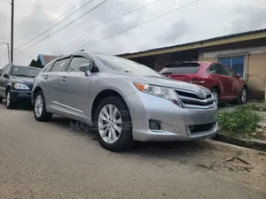 Toyota Venza 2015 Silver
