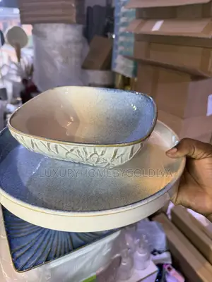 Designer Plates With Sauce Bowl