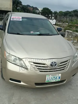 Toyota Camry 2026 Gold