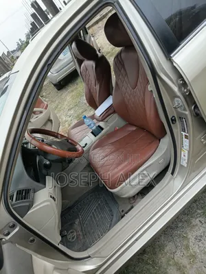 Toyota Camry 2026 Gold