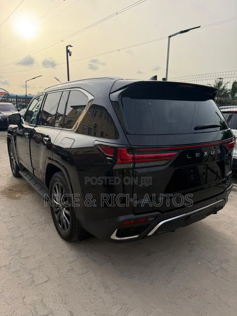 Lexus LX 2024 Black