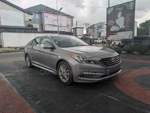 Hyundai Sonata Limited 4dr Sedan (2.4L 4cyl 6A) 2015 Silver