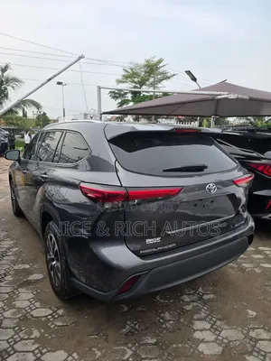 Toyota Highlander 2020 Gray
