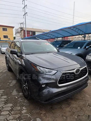 Toyota Highlander 2020 Gray