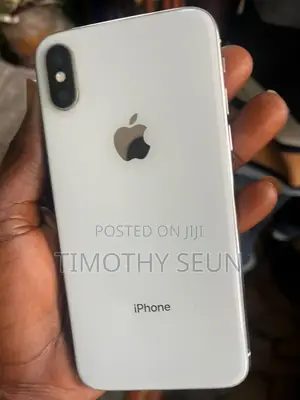 Apple iPhone X 64 GB White