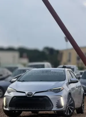 Toyota Corolla 2017 Silver