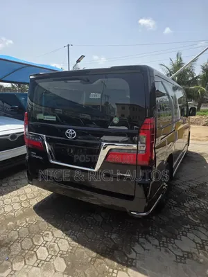 Toyota Granvia 2023 Black