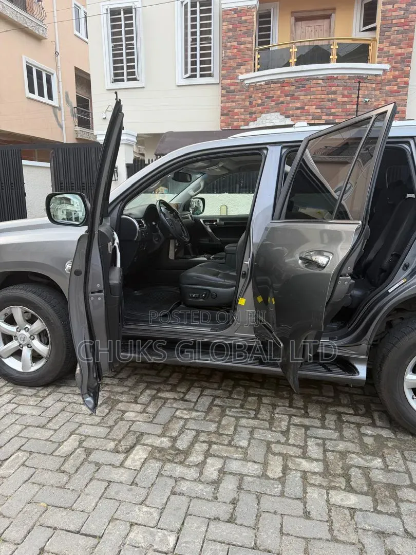 Lexus GX 2017 Gray
